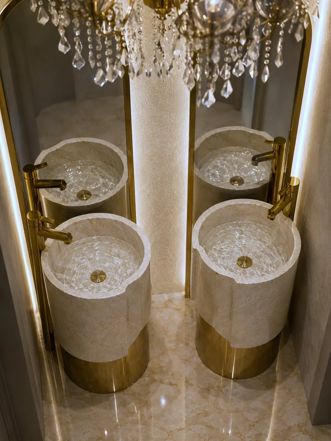 Pedestal basins in onyx and polished brass, Al Barsha, Dubai